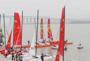 競帆黃河！首屆三門峽“黃河船奇”帆船公開賽起航